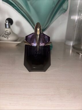 Thierry Mugler Alien Perfume